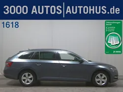 Grau Gebraucht 2021 Skoda Superb Ambition Kombi | 14.890 € (Fairer Preis)