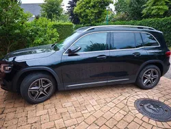 Schwarz Gebraucht 2022 Mercedes GLB200 SUV | 39.500 € (Etwas zu teuer)