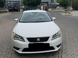Weiß Gebraucht 2014 Seat Leon Kleinwagen | 8.200 €