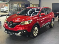 Rot Gebraucht 2017 Renault Kadjar XMOD SUV | 13.599 € (Fairer Preis)