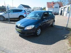 Blau Gebraucht 2011 Skoda Fabia Active Kleinwagen | 2.950 € (Guter Preis)