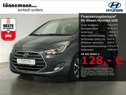Grau Gebraucht 2018 Hyundai ix20 Space Plus Van / Kleinbus | 9.824 € (Guter Preis)