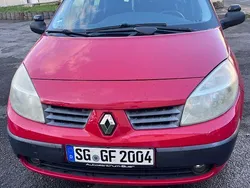 Rot Gebraucht 2004 Renault Grand Scénic II Authentique Van / Kleinbus | 2.250 € (Fairer Preis)