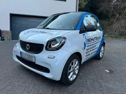 Weiß Gebraucht 2015 Smart ForTwo Coupé Kleinwagen | 4.100 €
