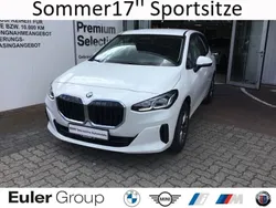 Weiss Gebraucht 2024 BMW 218 Active Tourer Sport Line Van / Kleinbus | 31.533 € (Superpreis)