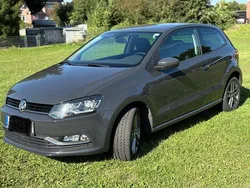 Grau Gebraucht 2015 VW Polo LOUNGE Kleinwagen | 8.999 € (Fairer Preis)