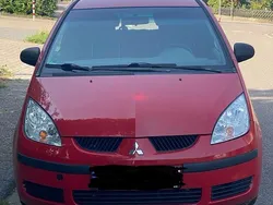 Rot Gebraucht 2004 Mitsubishi Colt Kleinwagen | 2.222 € (Fairer Preis)