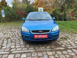 Blau Gebraucht 2006 Ford Focus Ambiente Kombi | 2.499 € (Fairer Preis)