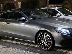 Grün Gebraucht 2017 Mercedes E220 AMG Coupé | 29.000 € (Fairer Preis)