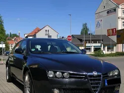 Alfa Romeo 159