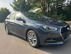 Blau Gebraucht 2016 Hyundai i40 Style Kombi | 8.400 € (Fairer Preis)
