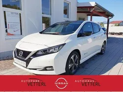 Schwarz Gebraucht 2018 Nissan Leaf Tekna Kleinwagen | 13.700 € (Fairer Preis)
