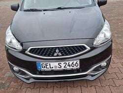 Schwarz Gebraucht 2017 Mitsubishi Space Star Diamant Edition Limousine | 5.950 € (Guter Preis)