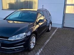 Schwarz Gebraucht 2020 VW Golf VII Kombi | 12.500 € (Superpreis)
