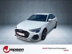 Gletscherweiß metallic (metallic) Gebraucht 2024 Audi A3 S-Line Limousine | 33.330 € (Superpreis)