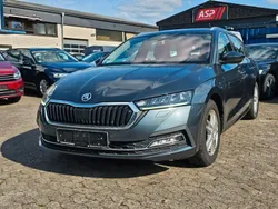 Grau Gebraucht 2021 Skoda Octavia Kombi | 16.490 € (Guter Preis)