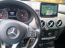Grau Gebraucht 2016 Mercedes B180 Van / Kleinbus | 16.500 € (Etwas zu teuer)