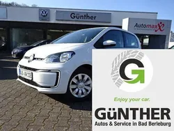 Weiß Gebraucht 2021 VW e-up! Kleinwagen | 13.995 € (Fairer Preis)