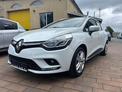 Weiß Gebraucht 2020 Renault Clio V LIMITED Limousine | 7.999 € (Guter Preis)