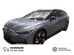 Stonewashed blue metallic Gebraucht 2025 VW ID.7 GTX Kombi | 52.740 €