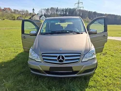 Gold Gebraucht 2011 Mercedes Viano Edition Van / Kleinbus | 13.500 € (Superpreis)