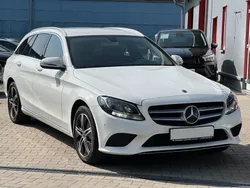 Weiß Gebraucht 2020 Mercedes C220 Limousine | 21.795 € (Fairer Preis)