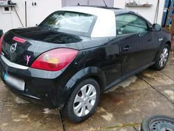 Schwarz Gebraucht 2008 Opel Tigra Cabrio | 1.300 € (Guter Preis)