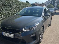 Grau Gebraucht 2018 Kia Ceed Edition 7 Limousine | 13.700 € (Guter Preis)