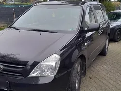 Schwarz Gebraucht 2009 Kia Carnival 2 Van / Kleinbus | 1.000 €