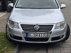 Silber Gebraucht 2009 VW Passat Highline Kombi | 1.900 € (Guter Preis)