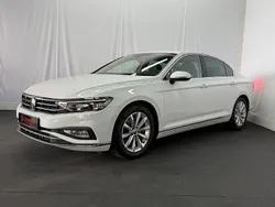 Weiß Gebraucht 2021 VW Passat Elegance Limousine | 21.950 € (Superpreis)