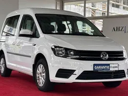 Weiß Gebraucht 2018 VW Caddy Trendline Van / Kleinbus | 14.999 € (Fairer Preis)