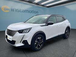 Weiß Gebraucht 2022 Peugeot e-2008 SUV | 22.499 € (Teuer)