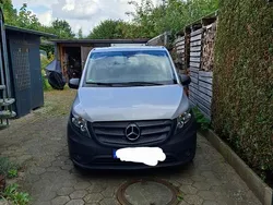 Silber Gebraucht 2017 Mercedes Vito Van / Kleinbus | 21.000 €
