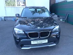 Saphirschwarz Gebraucht 2011 BMW X1 SUV | 9.000 € (Guter Preis)