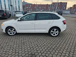 Weiß Gebraucht 2017 Skoda Rapid Ambition Limousine | 6.900 € (Fairer Preis)