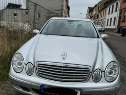 Mercedes E320