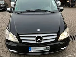Schwarz Gebraucht 2011 Mercedes Viano Edition Van / Kleinbus | 19.500 € (Etwas zu teuer)