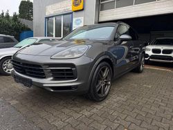 Quarzitgrau Gebraucht 2020 Porsche Cayenne SUV | 64.890 € (Superpreis)