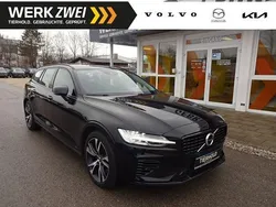 Black solid "stone" / solid Gebraucht 2021 Volvo V60 R-Design Kombi | 31.900 € (Guter Preis)