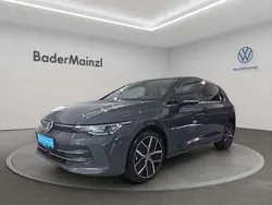 Grau Gebraucht 2024 VW Golf VIII Style Limousine | 32.930 € (Teuer)
