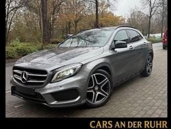 Grau Gebraucht 2016 Mercedes GLA200 AMG line SUV | 17.750 € (Fairer Preis)