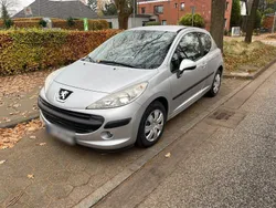 Silber Gebraucht 2007 Peugeot 207 Limousine | 3.800 € (Etwas zu teuer)