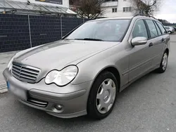 Silber Gebraucht 2007 Mercedes C200 Kombi | 899 €
