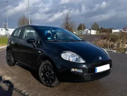 Schwarz Gebraucht 2015 Fiat Grande Punto Kleinwagen | 8.999 €