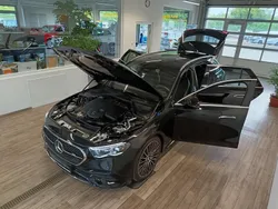 Schwarz Gebraucht 2024 Mercedes E300 Advanced Plus Kombi | 65.978 € (Teuer)