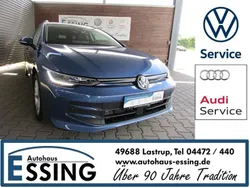 Blau Gebraucht 2024 VW Golf VIII Life Kombi | 28.590 € (Fairer Preis)