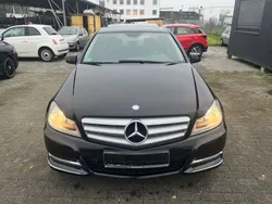 Schwarz Gebraucht 2012 Mercedes C220 Limousine | 13.900 € (Etwas zu teuer)