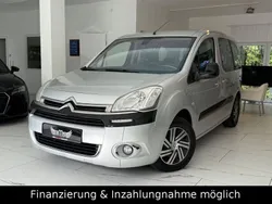 Grau Gebraucht 2013 Citroën Berlingo SELECTION Van / Kleinbus | 8.975 € (Fairer Preis)