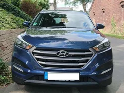 Blau Gebraucht 2017 Hyundai Tucson GO! SUV | 14.500 € (Fairer Preis)